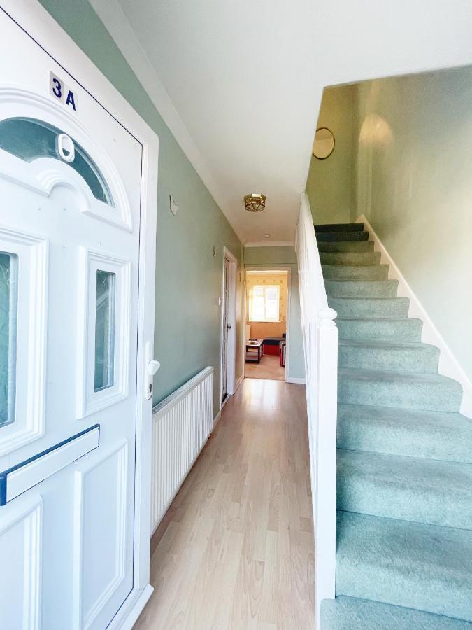 Appartamento 3 Bed Duplex Flat, Free Wifi & Netflix, Ideal For Contractors Gravesend Esterno foto